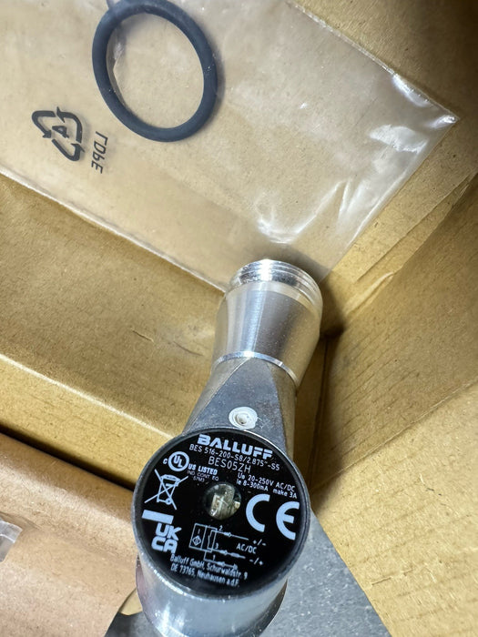 BALLUFF BARU BES05ZH / BES 516-200-S8 Sn=2mm 20-250V AC/DC BES516200S8 2.875"