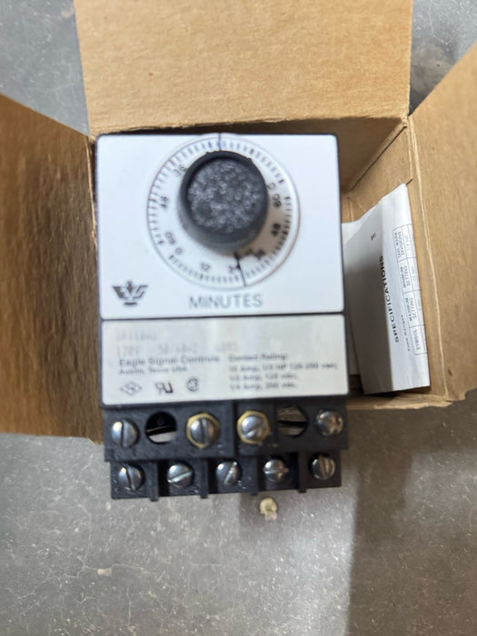 Temporizador Eagle Signal BR110A6 de 0 a 60 min, 120 V, 60 Hz, sin plomo