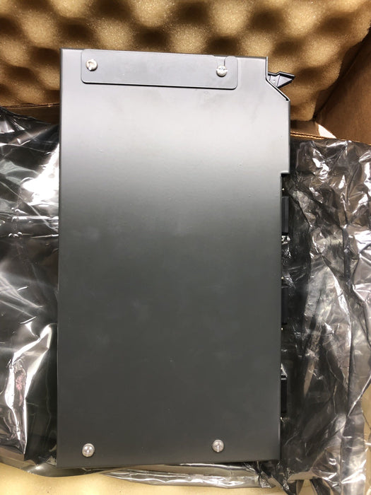 NUEVA CAJA 1771-KE ORIGINAL ALLEN-BRADLEY CON NÚMEROS DE SERIE QUE COINCIDE CON 1771KE DH Y RS-232