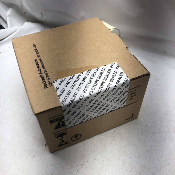 NUEVA FUENTE DE ALIMENTACIÓN ALLEN BRADLEY 1794PS13 FLEX I/O 120/230 VCA SELLADA 1794-PS13 FS