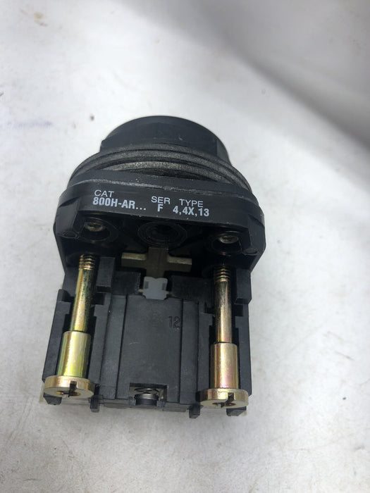 ALLEN-BRADLEY 800H-AR SER T BOTÓN PULSADOR DE CABEZAL EMPOTRADO NEGRO SIN ILUMINACIÓN