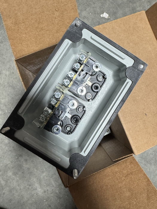Estación de pulsador de servicio pesado de arranque y parada con funda ALLEN BRADLEY 800H-2HA4R SER D