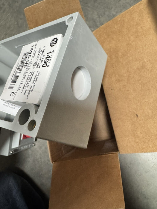 Estación de pulsador de servicio pesado de arranque y parada con funda ALLEN BRADLEY 800H-2HA4R SER D