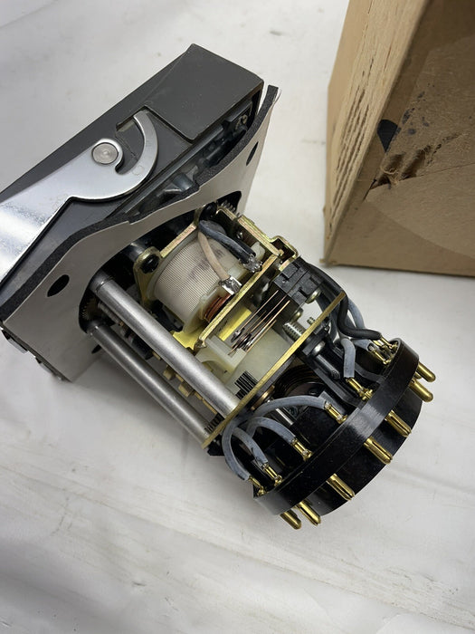 NUEVO CONTADOR DANAHER MODELO HZ172A6 0335/1007558 0-40 CUENTAS 120/240 VCA HZ17050