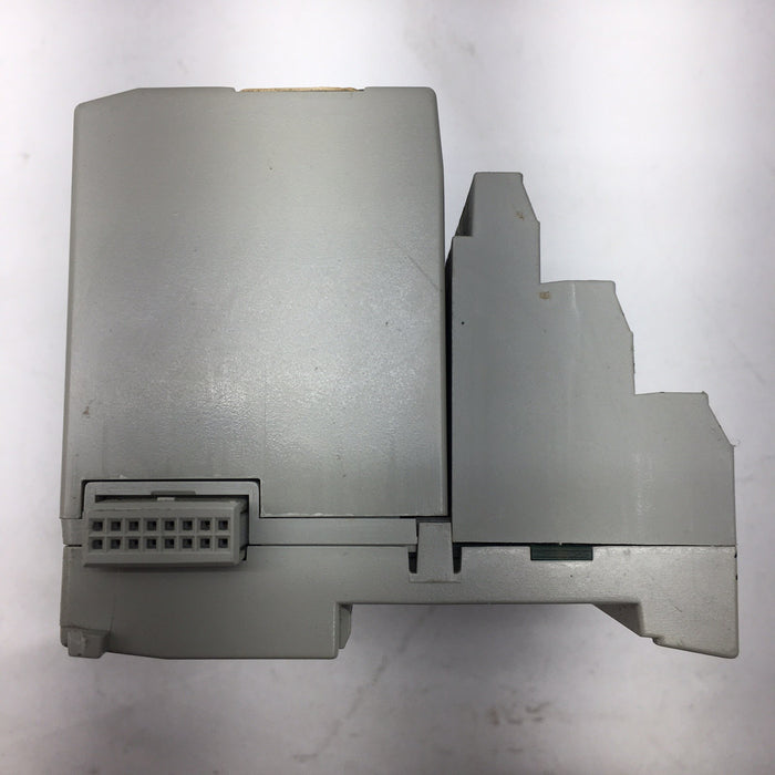 MÓDULO DE SALIDA DE FUENTE DE E/S FLEXIBLE DE 24 VCC ALLEN BRADLEY 1794-OB16 CON BASE 1794-TB2