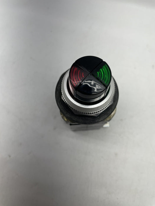 NUEVA LUZ PILOTO DE GRUPO ALLEN BRADLEY 800T-PC216 LÁMPARA DE 120 V CA N.º 381 VERDE/ROJA
