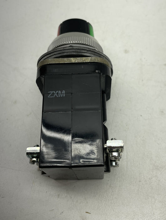 NUEVA LUZ PILOTO DE GRUPO ALLEN BRADLEY 800T-PC216 LÁMPARA DE 120 V CA N.º 381 VERDE/ROJA