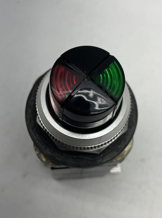 NUEVA LUZ PILOTO DE GRUPO ALLEN BRADLEY 800T-PC216 LÁMPARA DE 120 V CA N.º 381 VERDE/ROJA