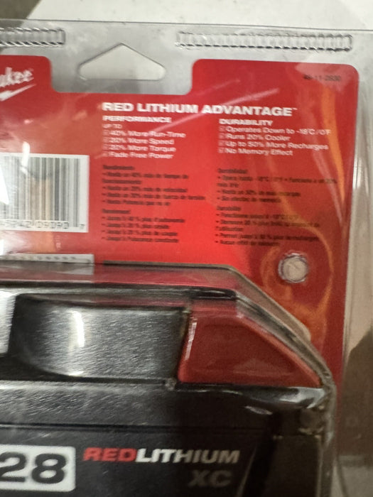 Batería de iones de litio Milwaukee 48-11-2830 M28 de 28 V