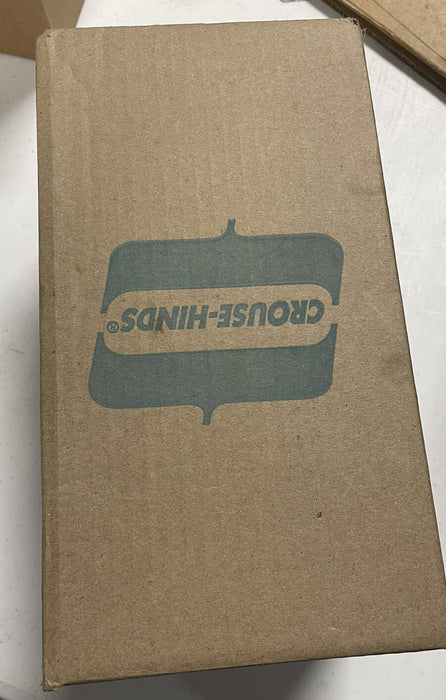 NSSC D22 BARU EATON CROUSE HINDS MANUAL MOTOR STARTER KRYDON FIBERGLASS ENC 3/4"