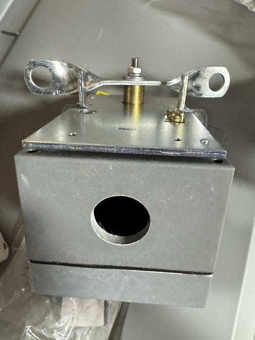 840-A42 ALLEN BRADLEY FLOAT SWITCH BARU YANG TIDAK DIGUNAKAN BOLEH TUKAR UNTUK SUMP ATAU TANGKI