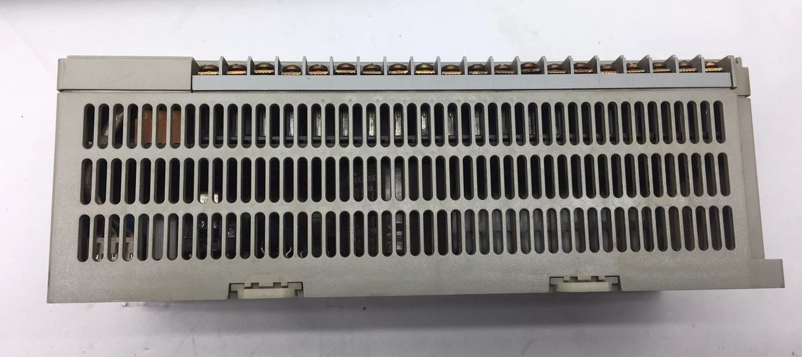 CONTROLADOR PLC ALLEN BRADLEY MICROLOGIX 1000 1761-L32BWA DE 120 VCA CON ENTRADAS DE CC