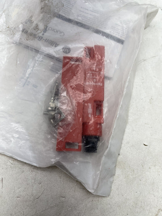 BAHARU 440N-G02095 ALLEN-BRADLEY GUARDMASTER FERROGARD SWITCH BUKAN HUBUNGI TERSELESAI