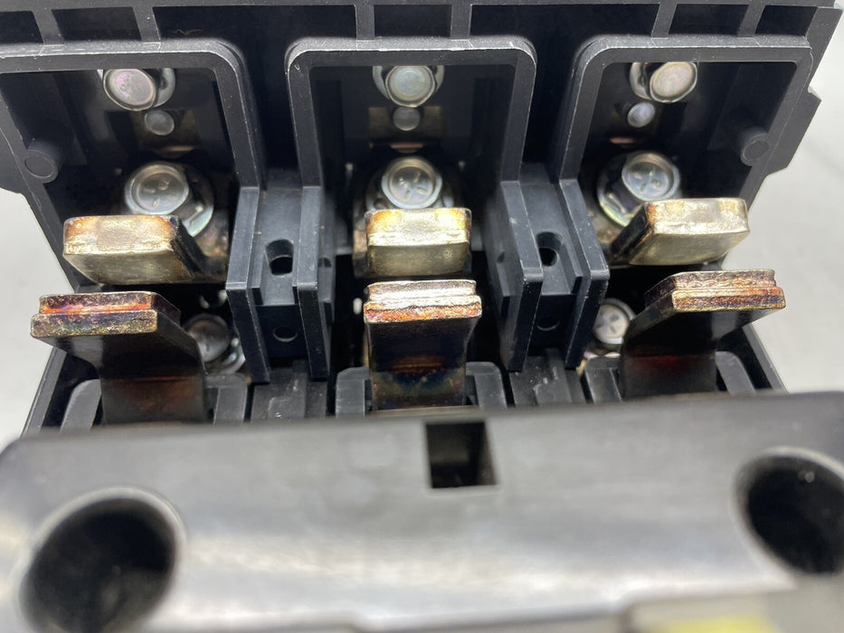 NUEVO 500F-EOD930 ARRANCADOR/CONTACTOR DE MOTOR DOL DE 135 A CON ALIMENTACIÓN PASANTE, TAMAÑO NEMA 4, 500F