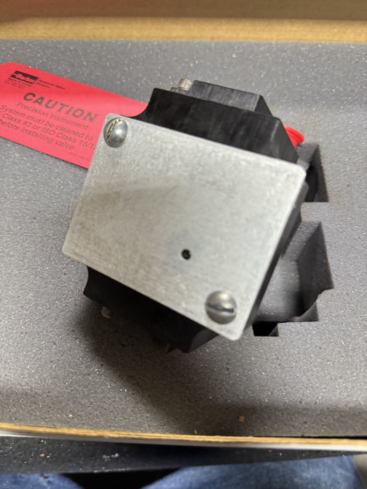 BD15BJJVD5 PARKER TWO STAGE SERVO VALVE 801234-BJJ-VR 5GPM 30/30ma BD15 3.5 VDC