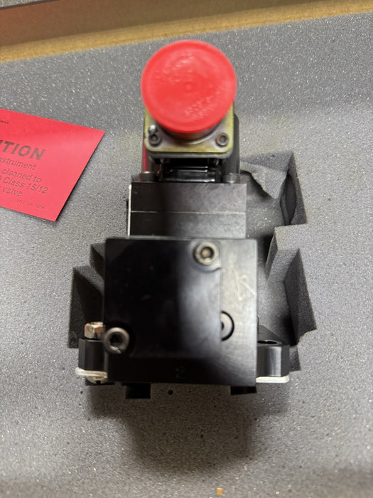 BD15BJJVD5 PARKER TWO STAGE SERVO VALVE 801234-BJJ-VR 5GPM 30/30ma BD15 3.5 VDC