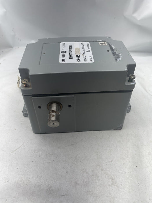 SUIS HAD ELEKTRIK AM BAHARU IC9445B200AA TUAI DENDALIKAN 15 AMPS 600V