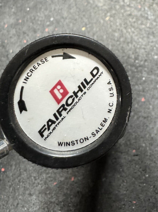 Regulador neumático Fairchild 10262 de 1/4 pulg. Npt, 500 psi, suministro máximo de 2 a 150 psi.