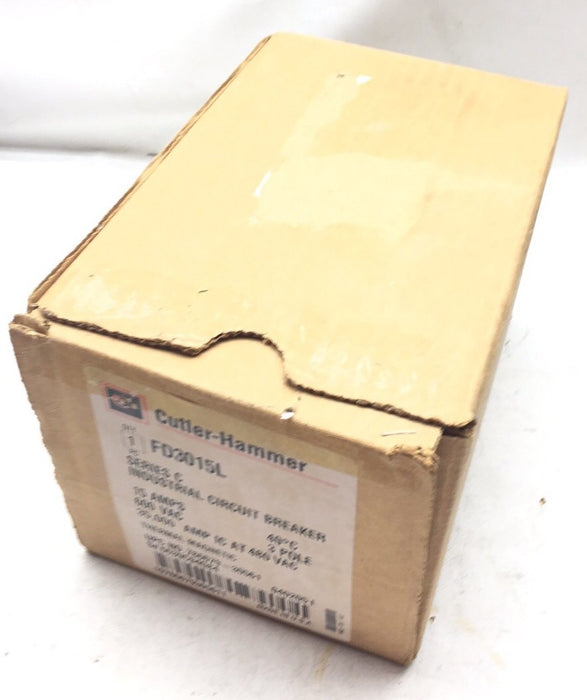 Interruptor de alimentación trifásico Cutler-Hammer FD3015L de 15 amperios, nuevo pero dañado