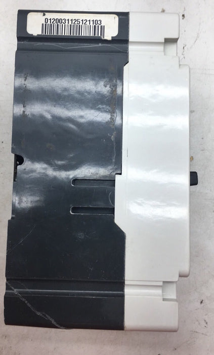 Interruptor de alimentación trifásico Cutler-Hammer FD3015L de 15 amperios, nuevo pero dañado
