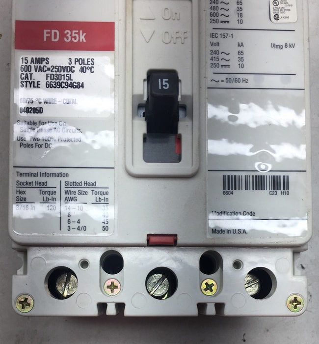 Interruptor de alimentación trifásico Cutler-Hammer FD3015L de 15 amperios, nuevo pero dañado