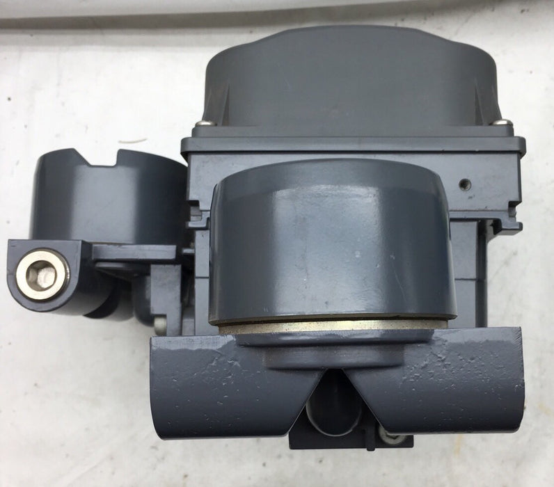 Fisher BARU FIELDVUE DVC6005 PNEUMATIC VALVE POSITIONER 4-20ma INPUT PT-PT NNB