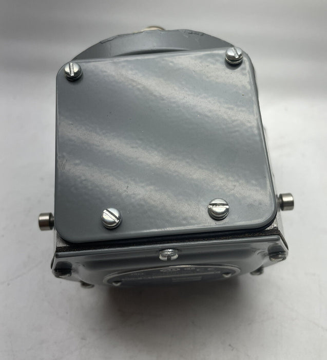 NUEVO 808-M1 Allen Bradley Style M Interruptor de baja velocidad/cero 50-1000 RPM NNB NO