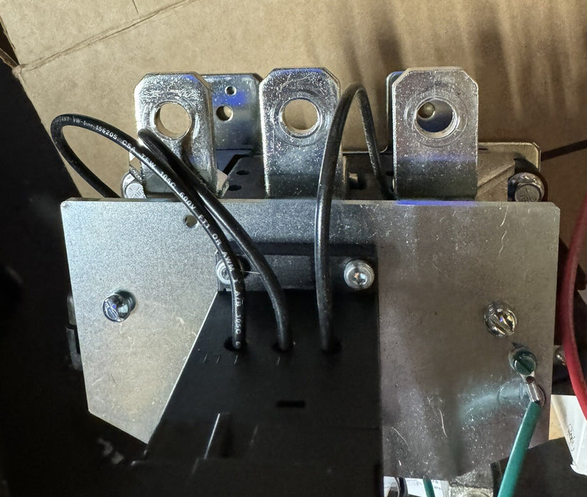 Relé de sobrecarga Allen Bradley 592-1EFHE SER C E1 PLUS, rango de 30 a 150 amperios, nuevo en caja
