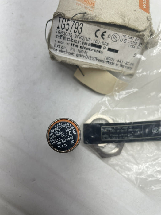 IFM BAHARU IG5793 IGB3005-BPKG/US-100-DPS 5mm SENSING 18-36 VDC