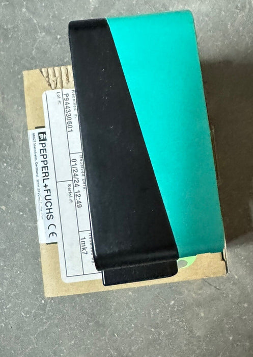 PEFU NCN40-FP-WT-P4 NUEVO INTERRUPTOR DE PROXIMIDAD PEPPERL&amp;FUCHS PEFUNC NCN40