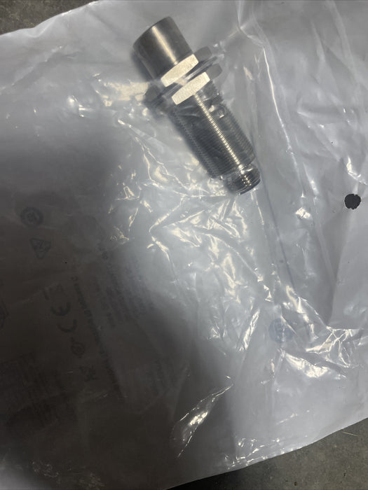 871TM-BH8N18-R3 Kilang Baharu Dimeterai Allen Bradley Sensor Jarak