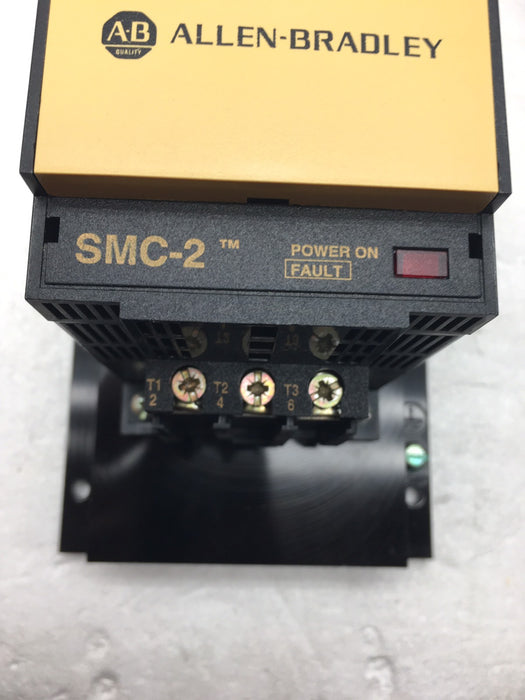 NUEVO CONTROLADOR DE MOTOR INTELIGENTE ALLEN BRADLEY 150-A09NA-ND SER UN SMC-2 150-A09NA