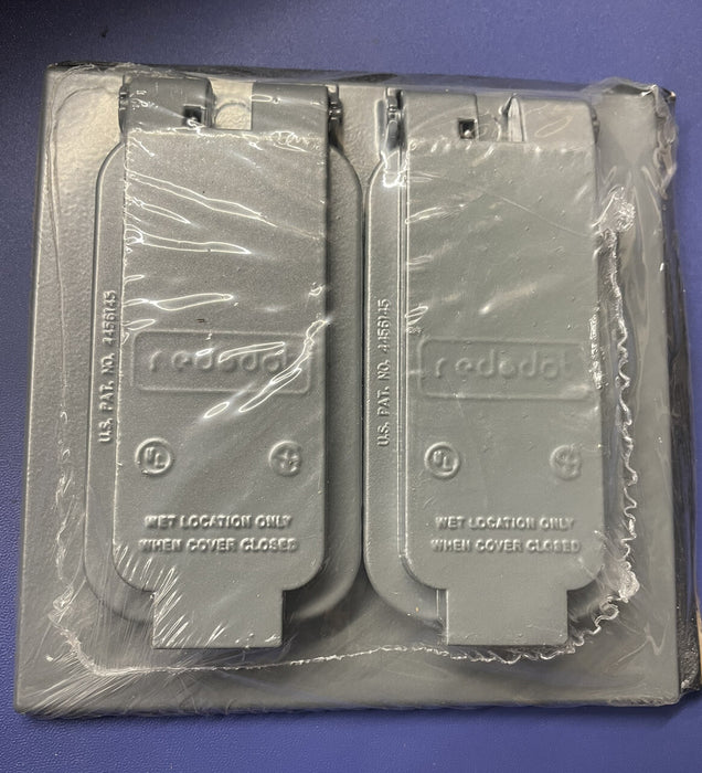 NEW RED DOT 2CCD WR281-C WET LOCATION DUPLEX RECEPTACLE COVER TWO GANG SILVER