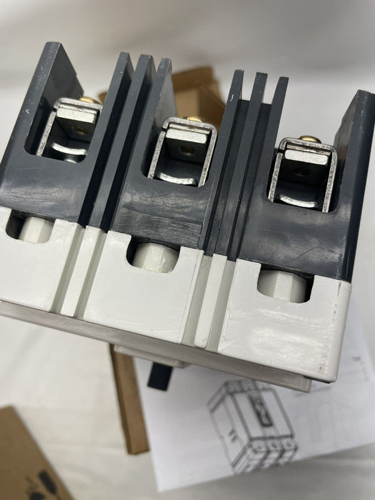 HMCP150T4C BARU Pelindung Litar Motor Eaton 3 Tiang 150 Amp 600V Baharu Dalam Kotak