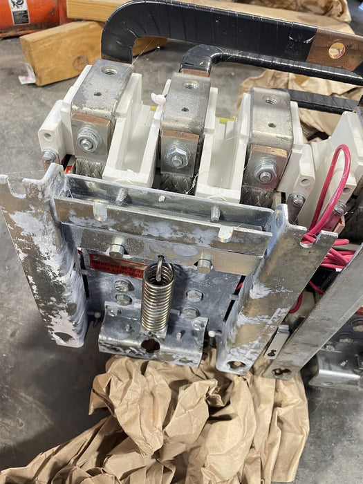 V211K5CJZ1 NEMA 5 CONTACTOR DE VACÍO INVERSOR CUTLER HAMMER 110/120 V BOBINA 270 A