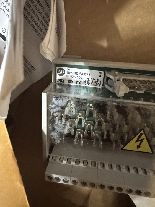 1492-IFM20F-F120-2 MÓDULO DE INTERFAZ DE FUSIBLES DE 20 PUNTOS ALLEN BRADLEY