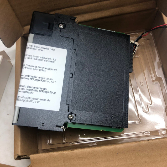 NUEVA UNIDAD DE PROCESADOR PLC CONTROLOGIX 1756L55M14 A ALLEN BRADLEY LOGIX 5555