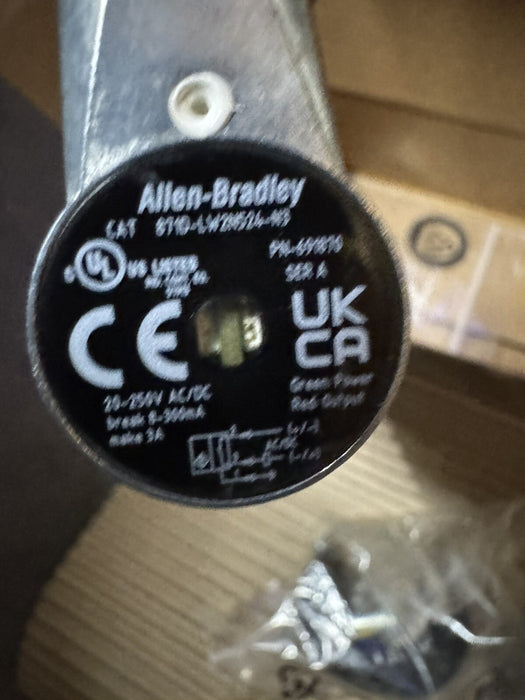 NUEVO SENSOR DE POSICIÓN DE CILINDRO ALLEN BRADLEY 871D-LW2N524-N3 Proximidad PN-691870