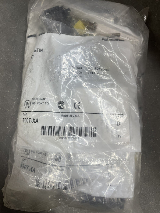 QTY 1 ALLEN BRADLEY ALLEN BRADLEY 800T-XA TERSELES BARU BLOK 1 NC 1 NO