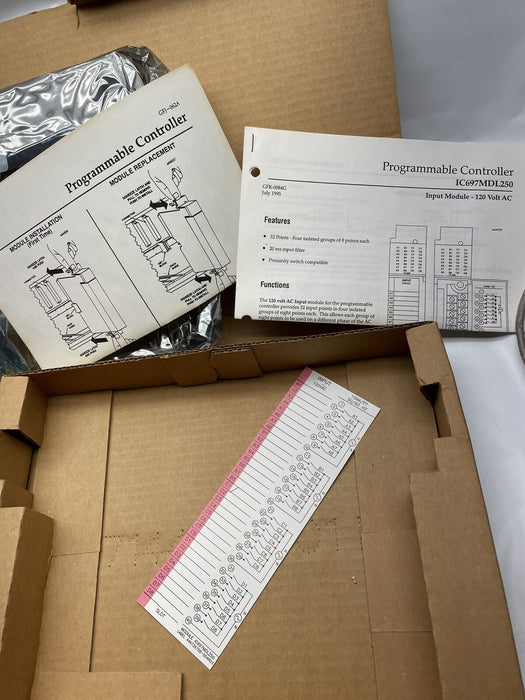 Entrada lógica discreta GE FANUC IC697MDL250F SERIE 90-70 MDL120AC 32PT AISLADA