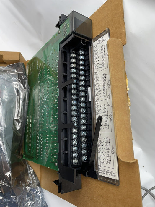 Entrada lógica discreta GE FANUC IC697MDL250F SERIE 90-70 MDL120AC 32PT AISLADA