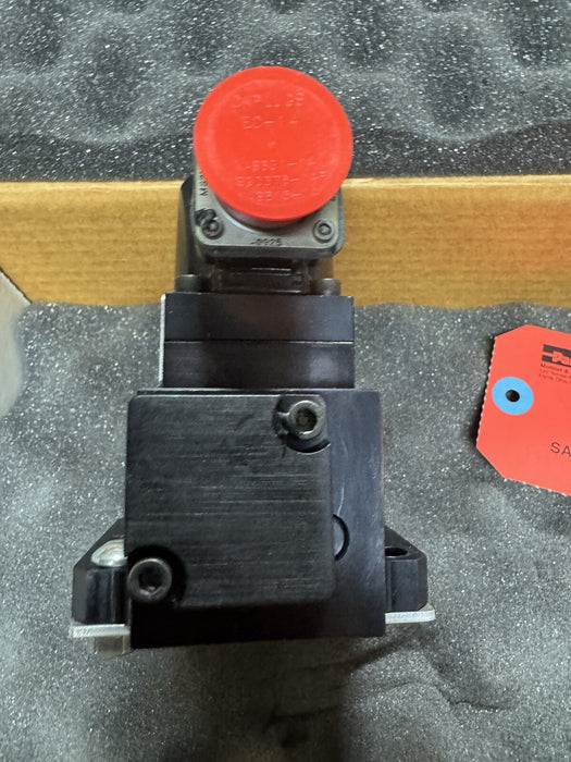 BD15BJJVD10 PARKER TWO STAGE SERVO VALVE 801234-BJJ-VR 10GPM 30/30ma BD15 3.5VDC