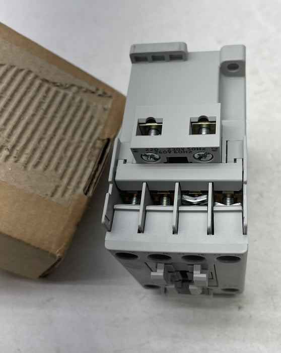 NUEVO RELÉ DE CONTROL ALLEN BRADLEY 700-CFB220F 2 NA + 2 NC CONT AUX BOBINA DE 220 VCA