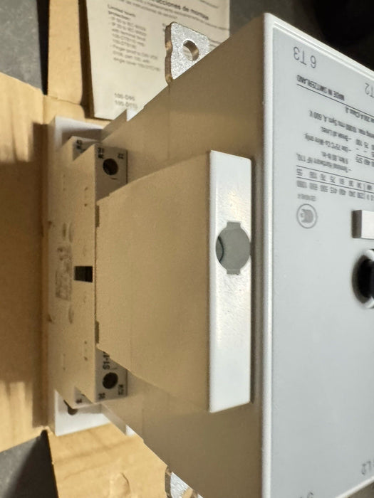 ALLEN BRADLEY 100-D110D11 / 100D110D11 BARU DALAM KOTAK ASAL CONTACTOR