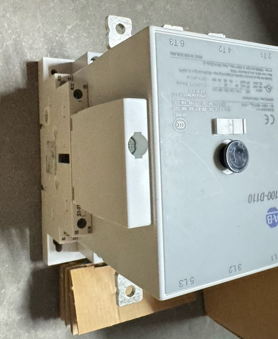 ALLEN BRADLEY 100-D110D11 / 100D110D11 BARU DALAM KOTAK ASAL CONTACTOR