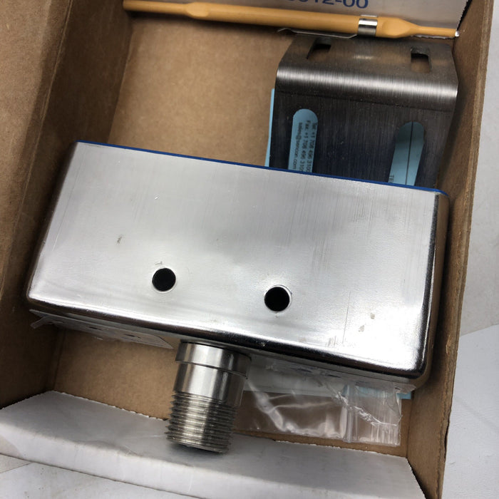 NUEVO SENSOR DE LÍNEA DE LATA SENCON 11P/H-347-03 NIB