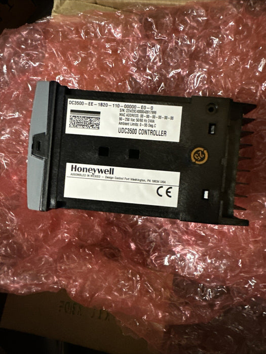 Controlador Honeywell UDC3500 nuevo sin usar DC3500-EE-1B20-110-00000-E0-0