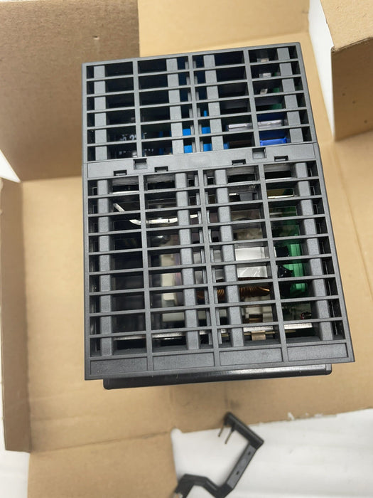 NUEVO 2019 6ES7305-1BA80-0AA0-0AB0 SIEMENS SIMATIC PS 305 EXTERIOR SALIDA 24 VCC
