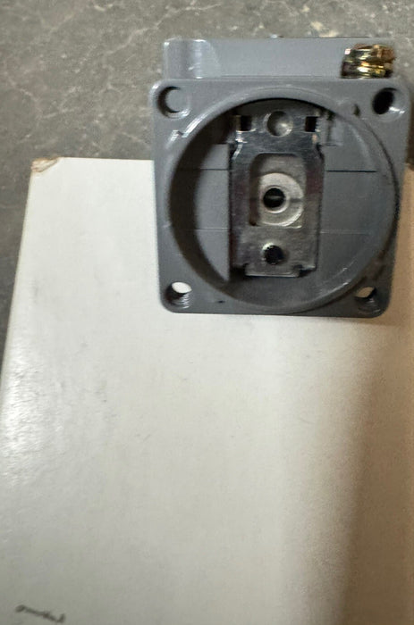 Cuerpo del interruptor de límite Eaton Cutler-Hammer E50SA solo