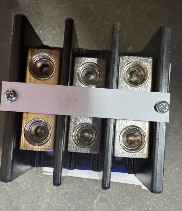 ALLEN BRADLEY 1492-PD3C111 SIRI B, BLOK TERMINAL KUASA BARU